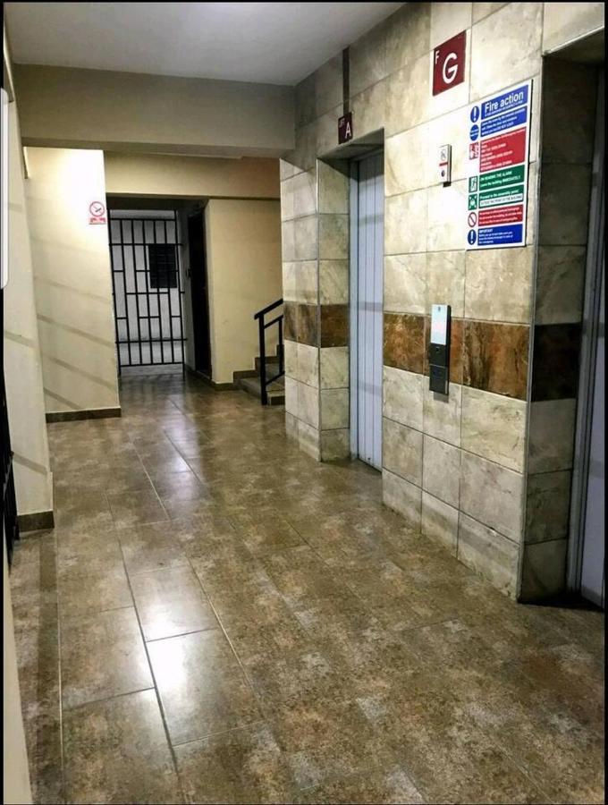Nairobi West Suites Екстер'єр фото